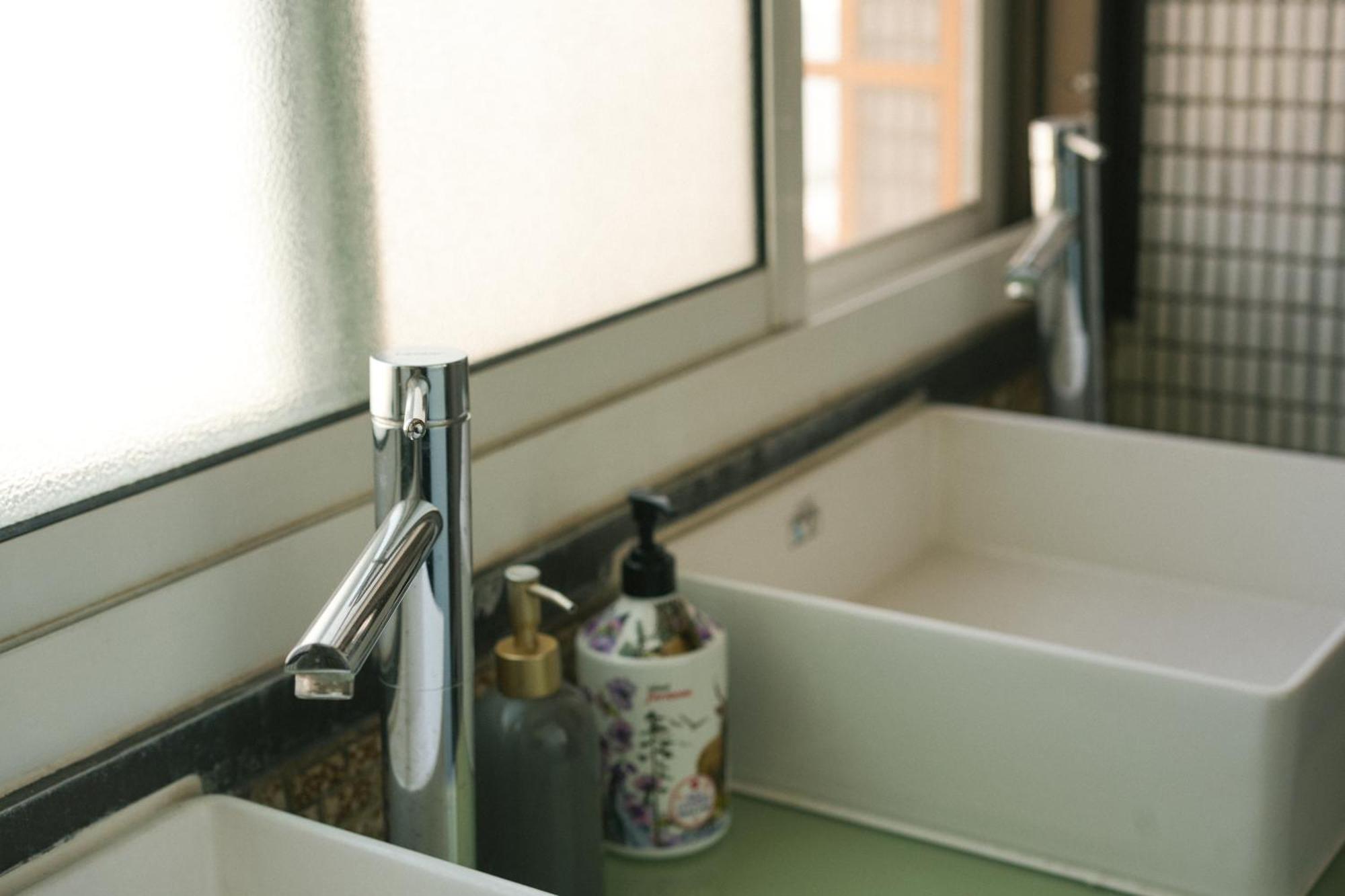 Loft18 Hostel Tainan Bagian luar foto